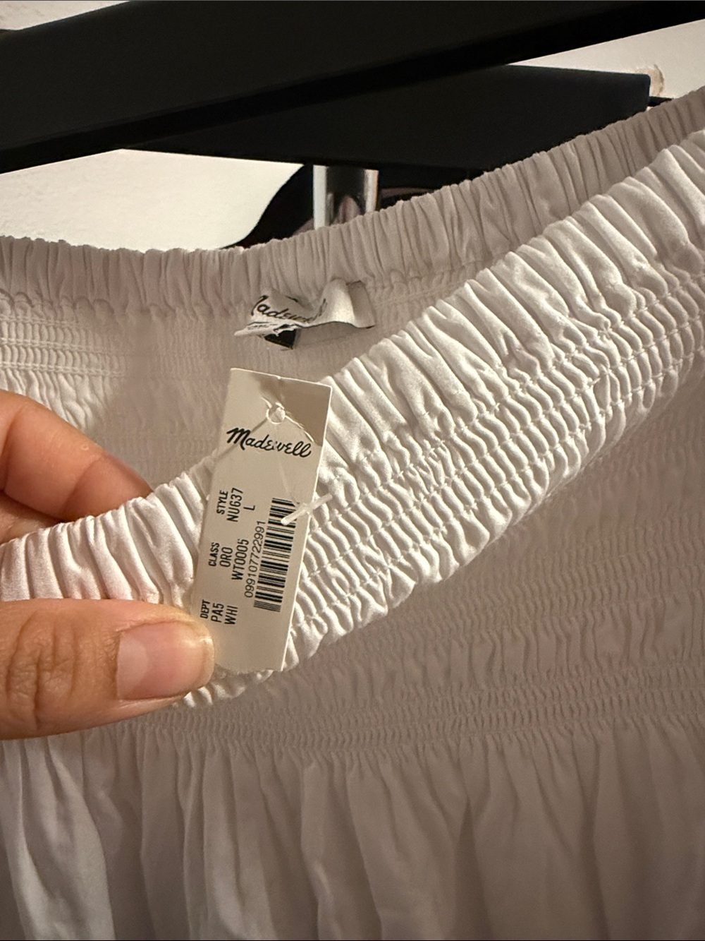 Madewell Smocked-Waist Midi Skirt in Poplin - Picture 4 of 7